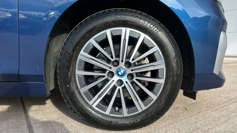 BMW 2 Series 225e xDrive Luxury 5dr DCT Hatchback